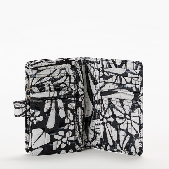 Brahmin Cami/Hanna wallet in Daisy Batik - Picture 12 of 17